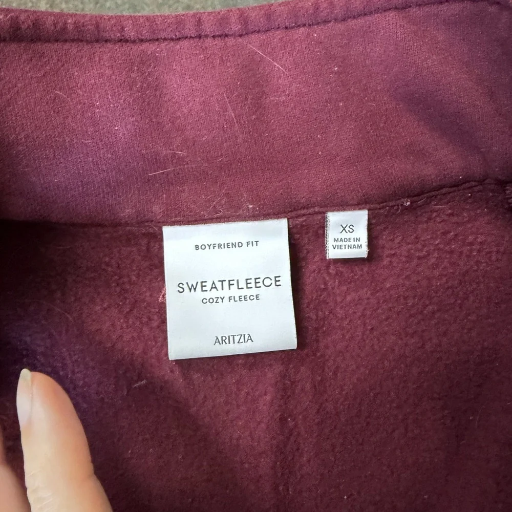 Aritzia Women’s Quarter-Zip Sweatshirt and matching sweatpants set - Burgundy